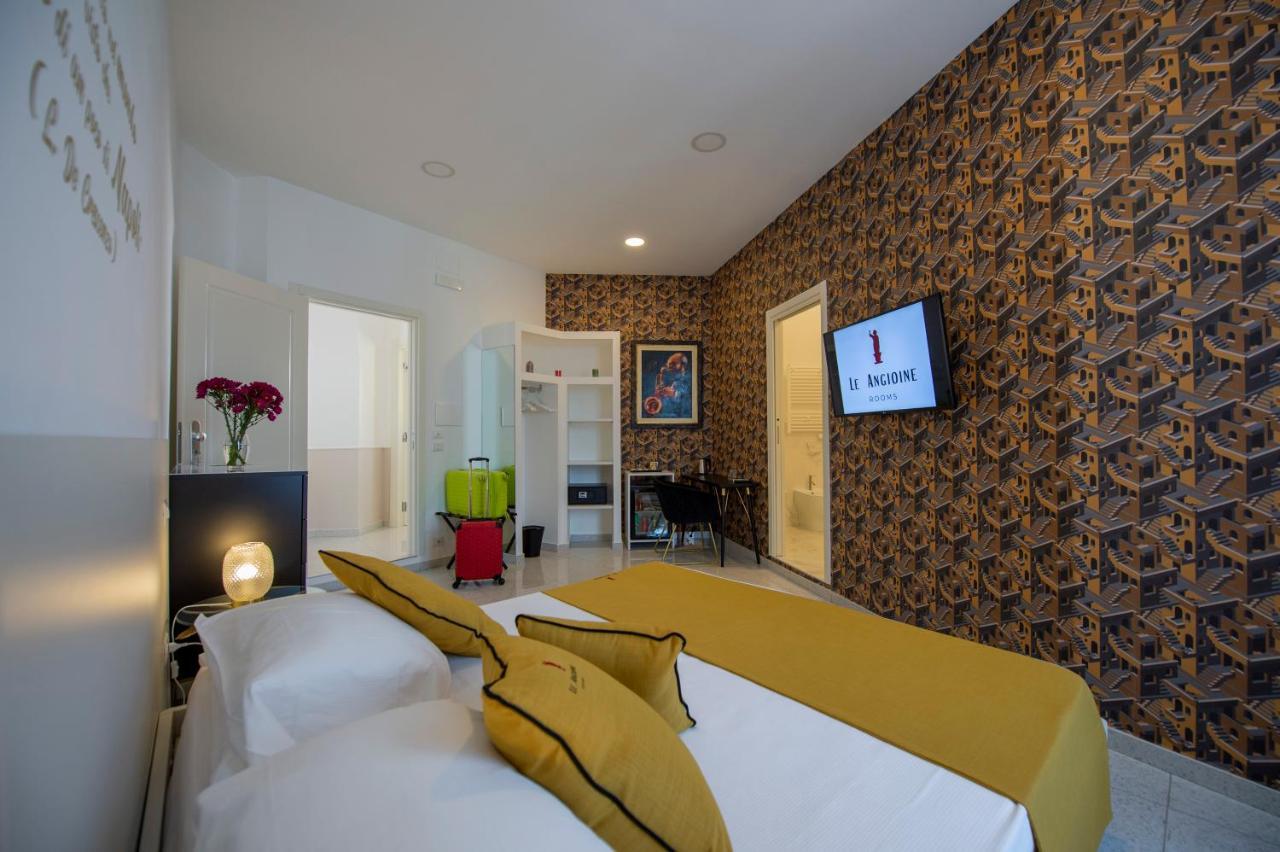 Le Angioine Rooms Наполи Екстериор снимка