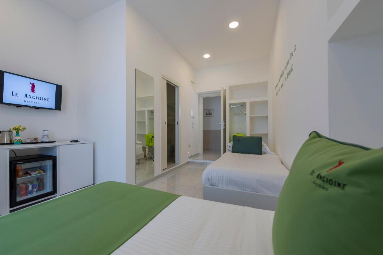 Le Angioine Rooms Наполи Екстериор снимка