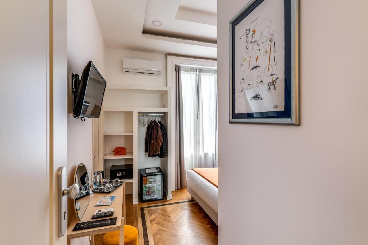 Le Angioine Rooms Наполи Екстериор снимка
