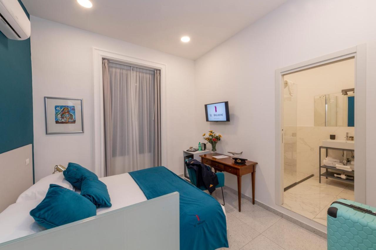 Le Angioine Rooms Наполи Екстериор снимка