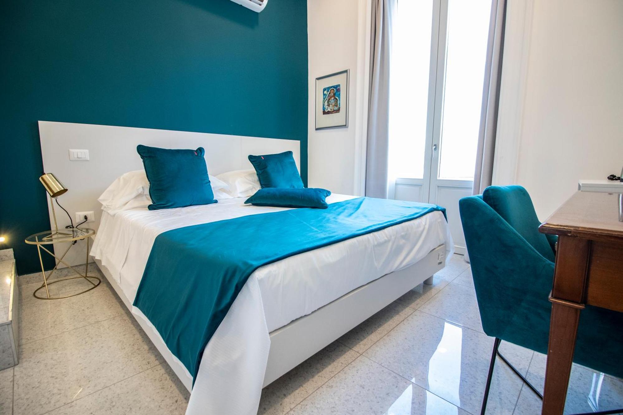 Le Angioine Rooms Наполи Екстериор снимка
